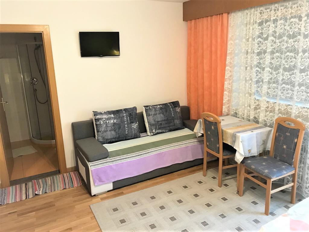 Haus Mairoesl Apartamento Silandro Exterior foto